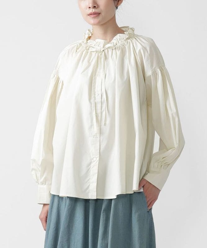 【SALE】ベティブラウス　ギャザーネックのコットンブラウス