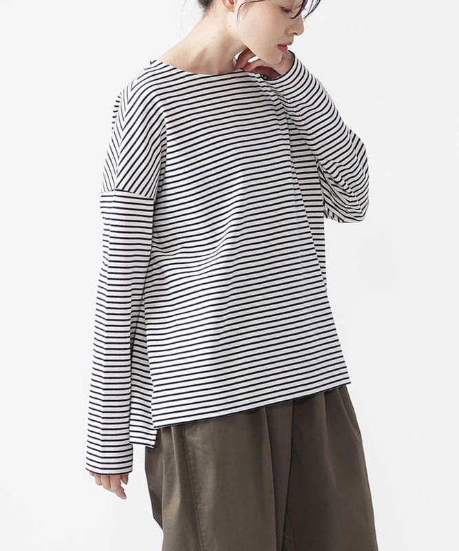 サマンサトップ・Ｆ　中厚ボーダー素材を使ったシンプルなトップス