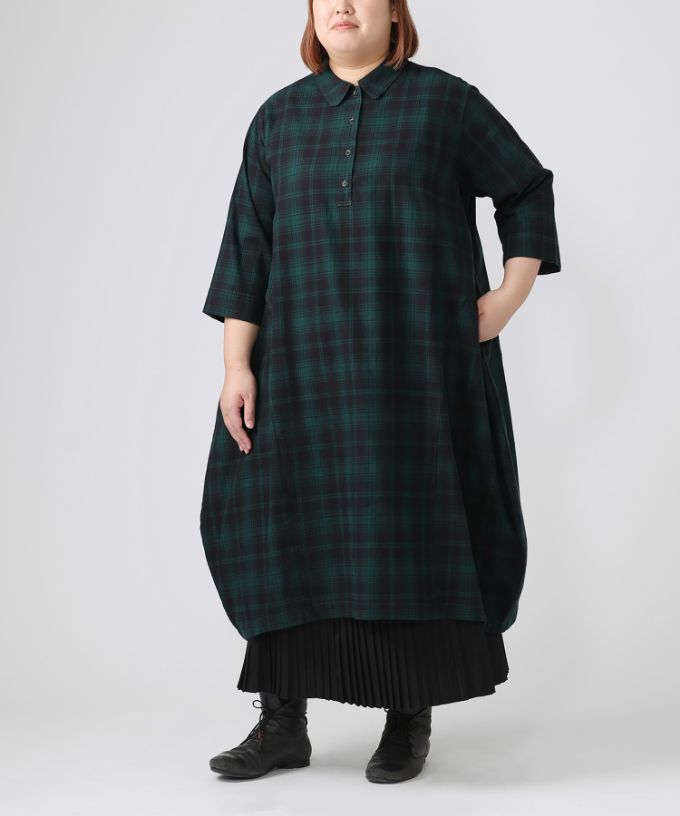 ポメロ・4【プラスサイズ】コットンネル素材のタータンチェックドレス