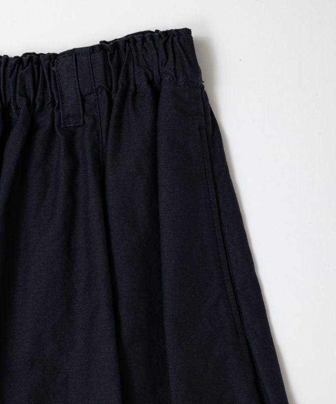 クルトスカート・1　綿麻のコクーンシルエットスカート