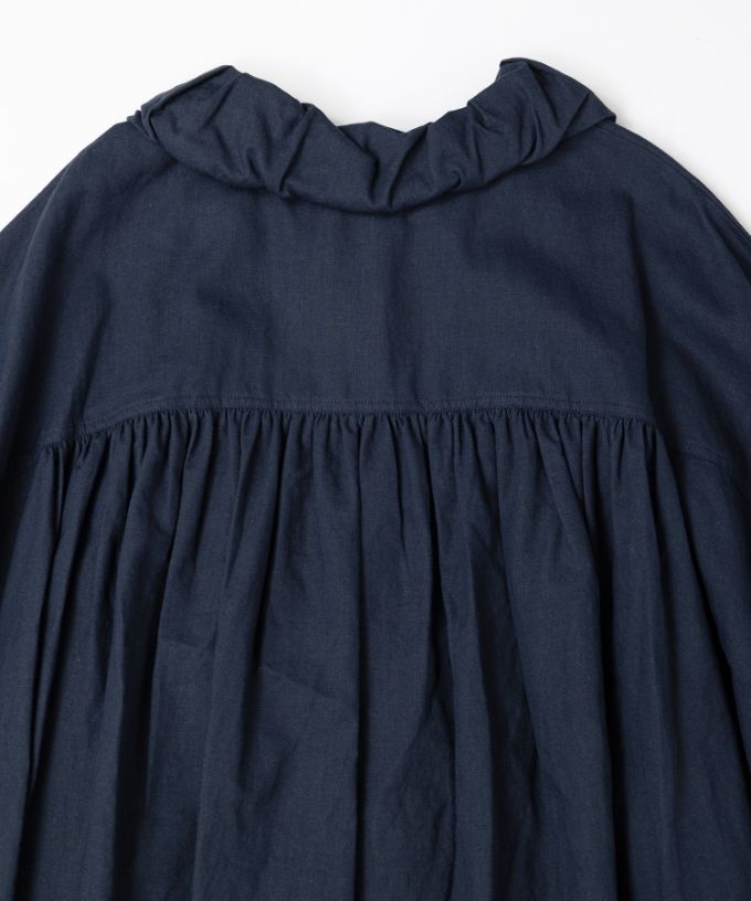 ブリサ・４【プラスサイズ】ふんわり丸襟のビッグシルエットブラウス