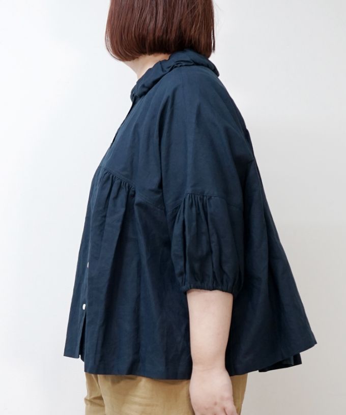 ブリサ・４【プラスサイズ】ふんわり丸襟のビッグシルエットブラウス