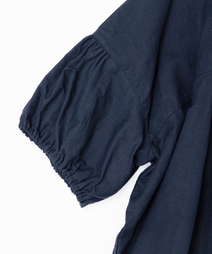 ブリサ・４【プラスサイズ】ふんわり丸襟のビッグシルエットブラウス