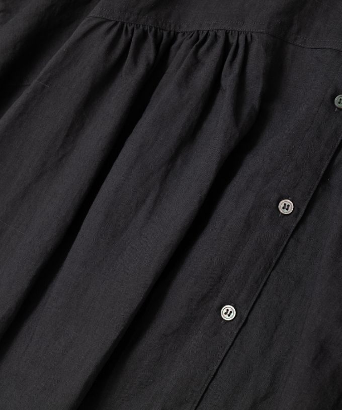 ブリサ ふんわり丸襟のビッグシルエットブラウス