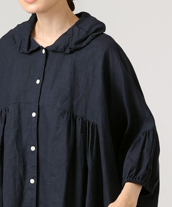 ブリサ ふんわり丸襟のビッグシルエットブラウス