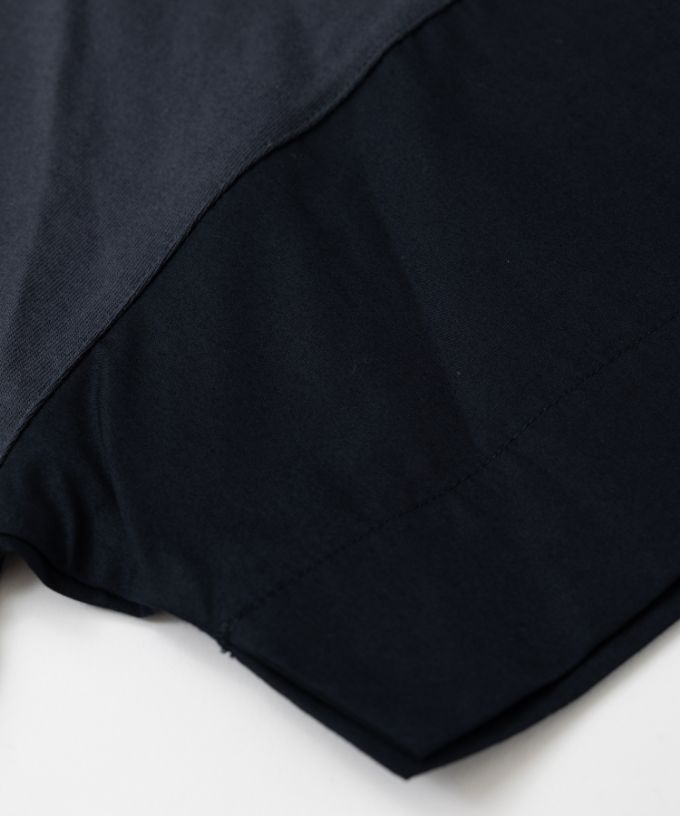 ミレーユトップ　袖切り替えのドロップショルダートップ