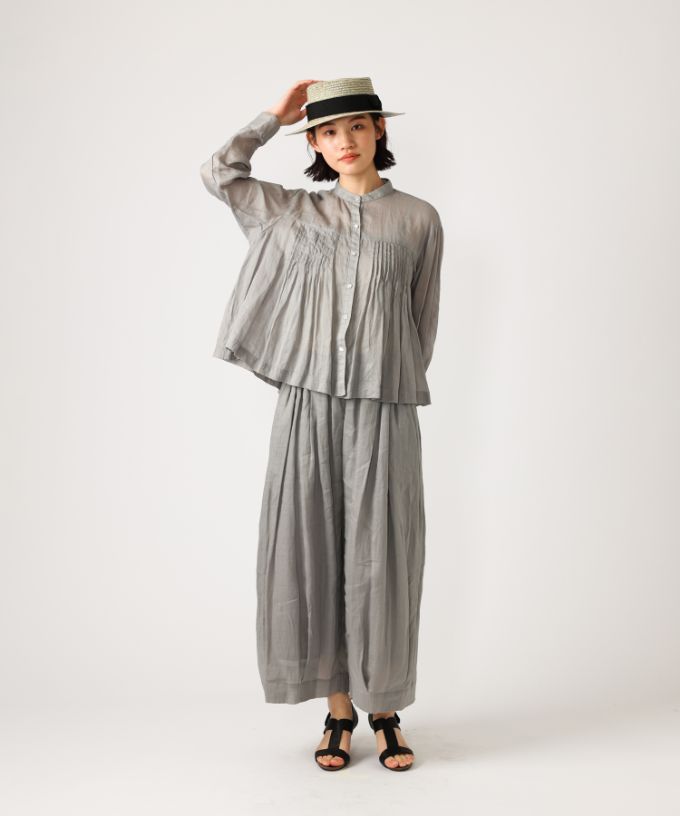 【SALE】リオン　麻ボイルのタックブラウス