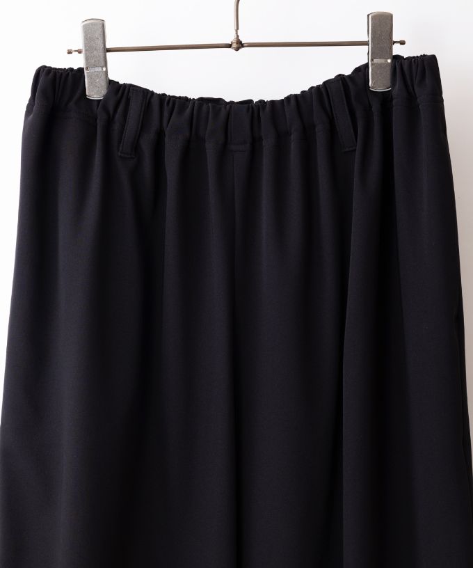 アガサパンツ・Ｂ4【プラスサイズ】［Chronicle］裾スリットのクロップドパンツ