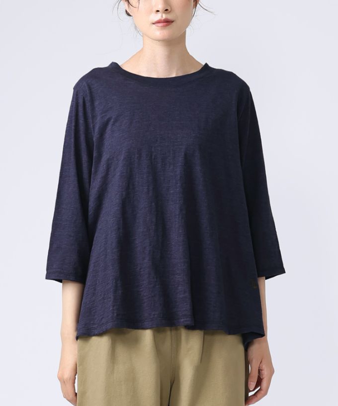 アナントップ七分袖　シンプルなAライントップス