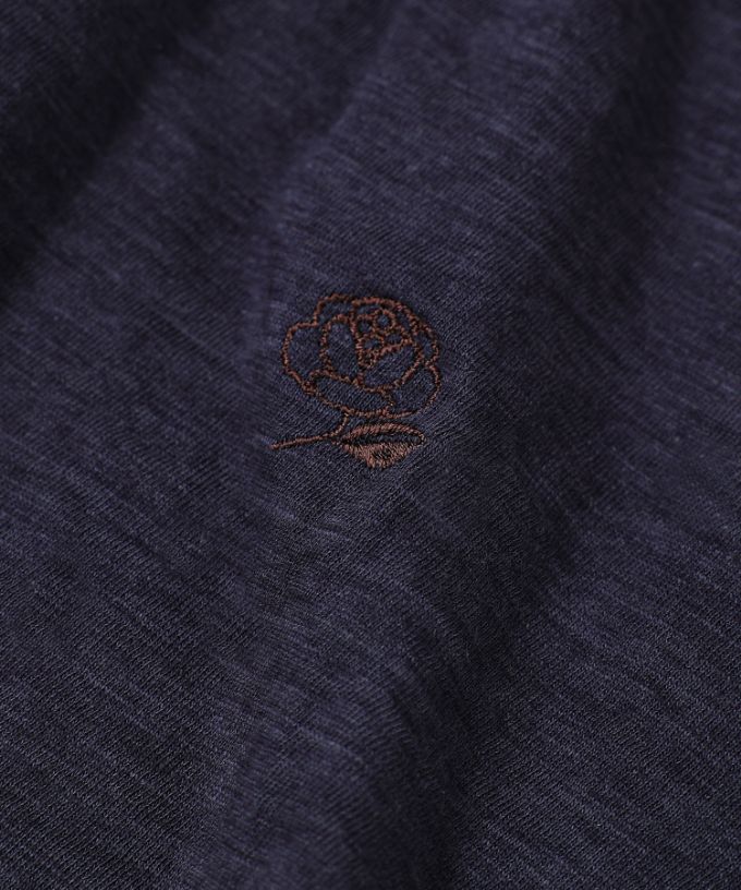 アナントップ七分袖　シンプルなAライントップス