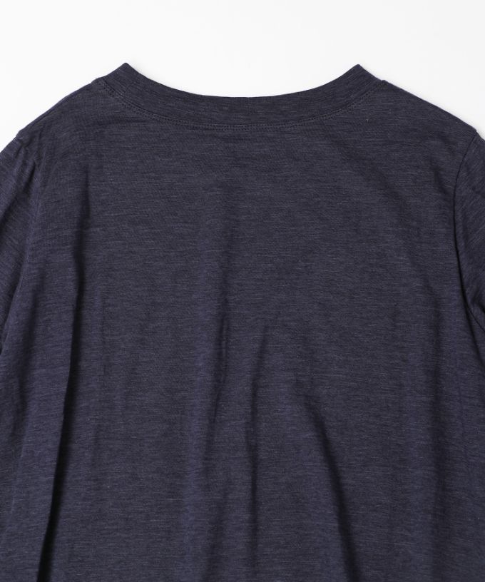 アナントップ七分袖　シンプルなAライントップス