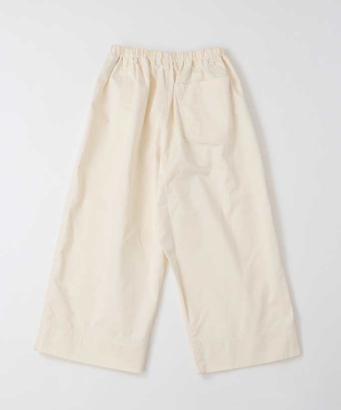 グミパンツ・B　チノ素材のクロップドワイドパンツ