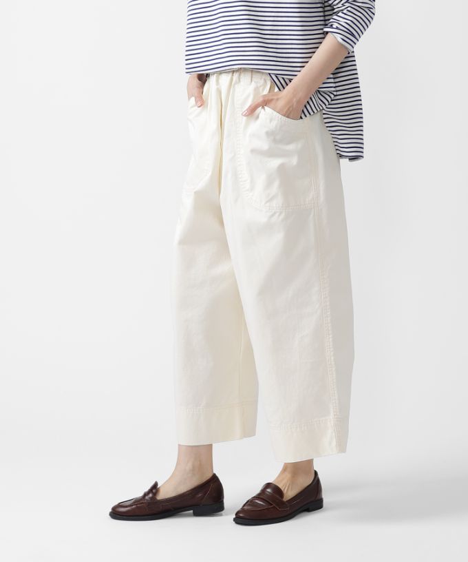 グミパンツ・B　チノ素材のクロップドワイドパンツ