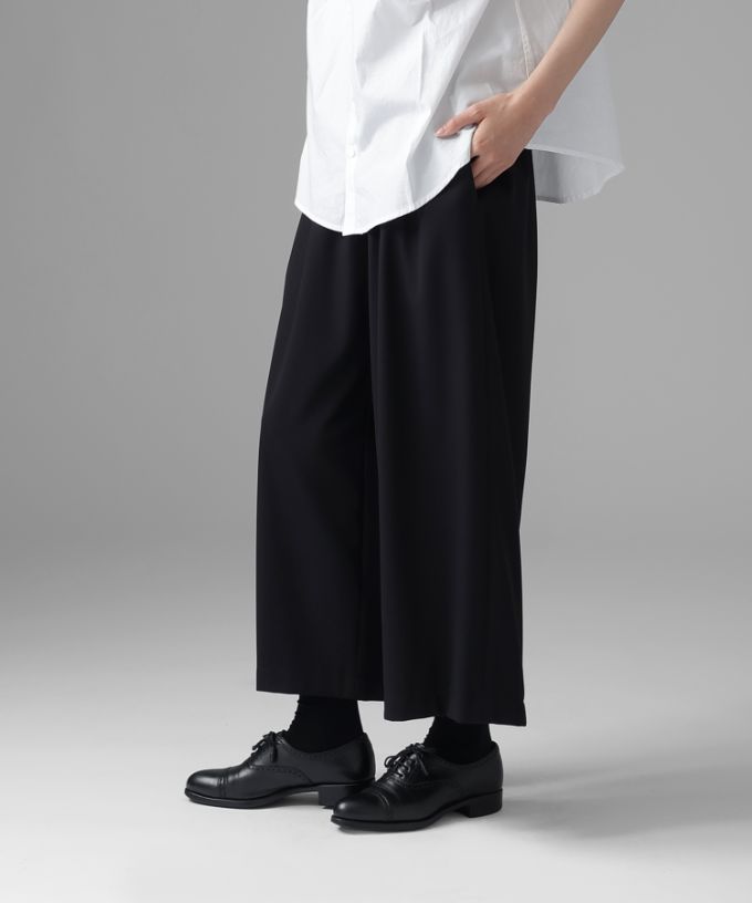 ケンタパンツ　［Chronicle］しなやかなワイドシルエットパンツ