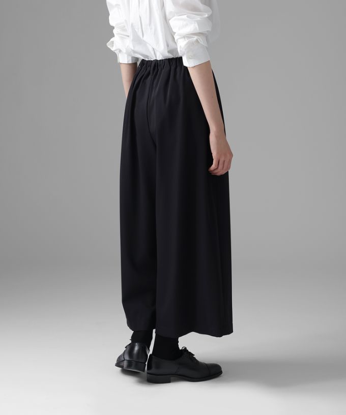 ケンタパンツ　［Chronicle］しなやかなワイドシルエットパンツ
