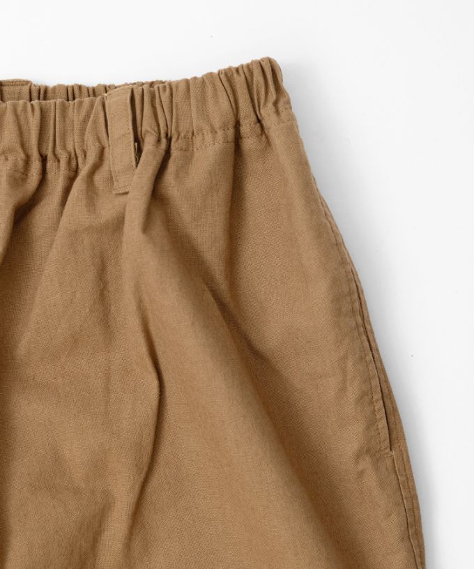 マオパンツ・28　綿麻素材の後ろビッグポケットパンツ