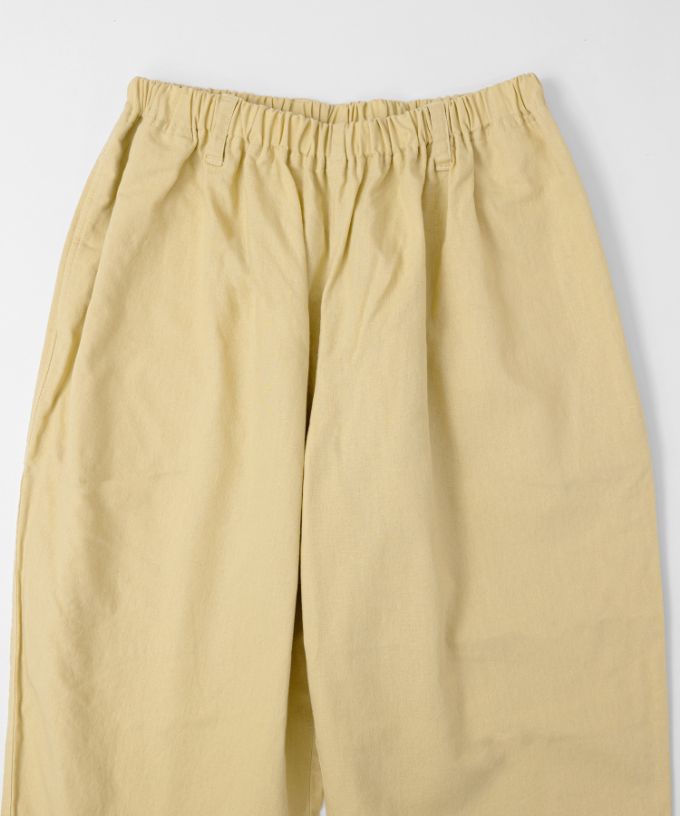 マオパンツ・28　綿麻素材の後ろビッグポケットパンツ