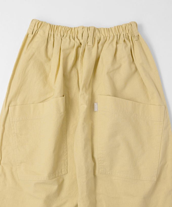 マオパンツ・28　綿麻素材の後ろビッグポケットパンツ