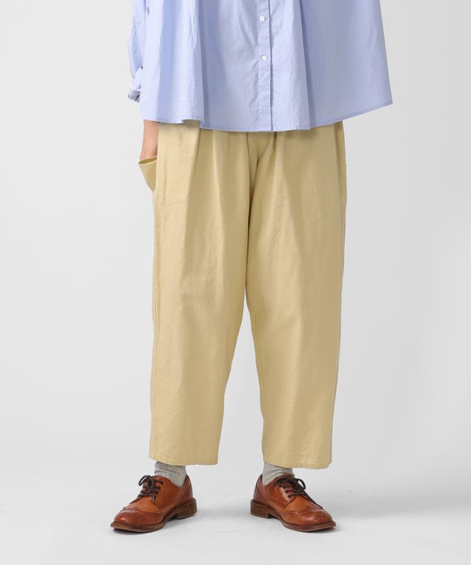 マオパンツ・28　綿麻素材の後ろビッグポケットパンツ