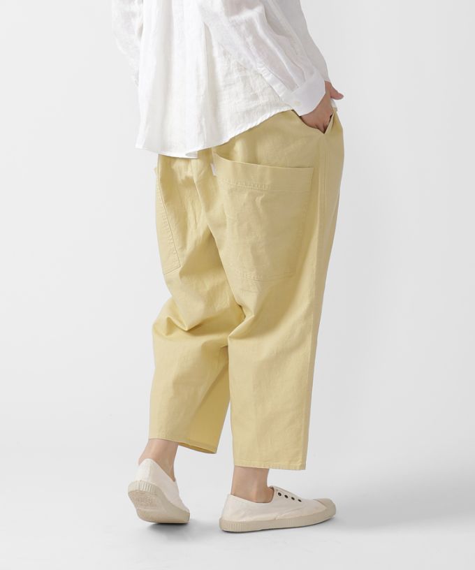 マオパンツ・28　綿麻素材の後ろビッグポケットパンツ