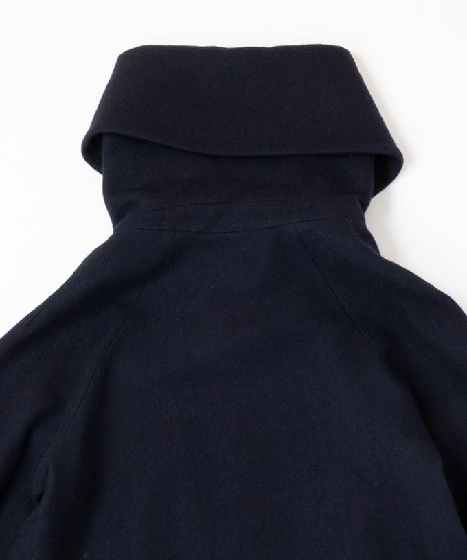 ジャンヌコート　圧縮ウール素材フード付きショートコート