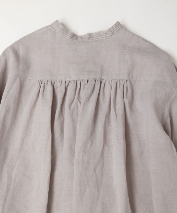 【SALE】ファニエ　フロントフリルのリネンブラウス