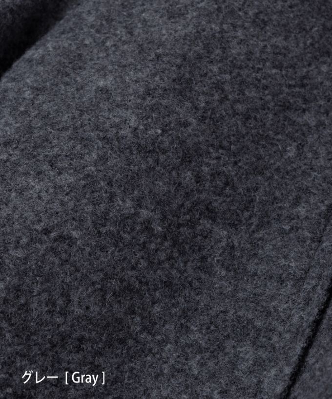 ラッカーパンツ・V　圧縮ウールのコクーンシルエットパンツ