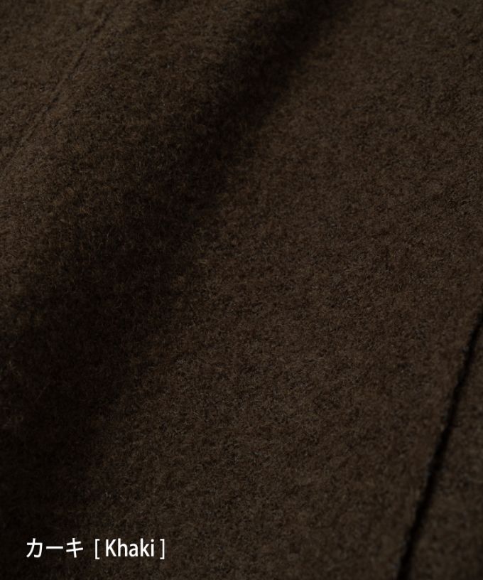 ラッカーパンツ・V　圧縮ウールのコクーンシルエットパンツ