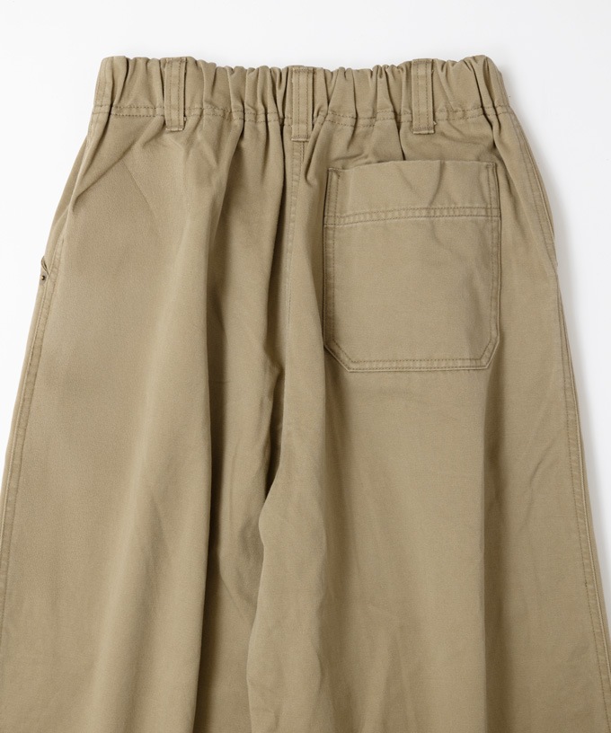 ベルパンツ・E　コットンチノ素材のワイドパンツ　