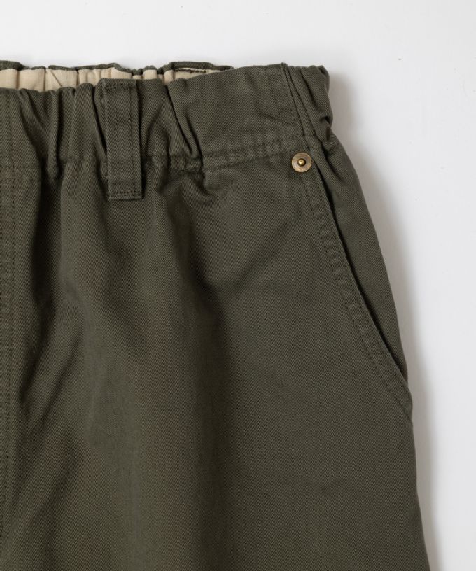 ベルパンツ・E　コットンチノ素材のワイドパンツ　