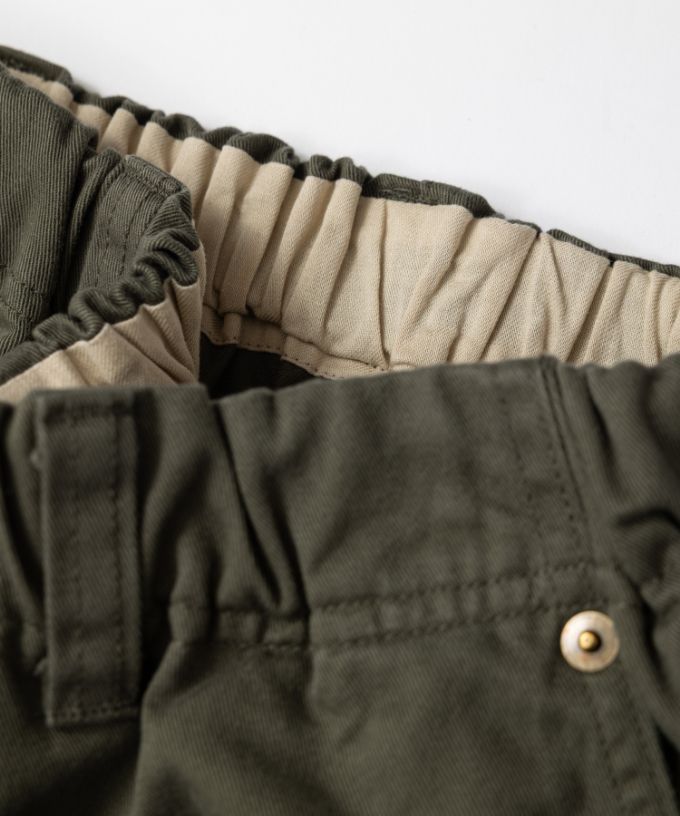 ベルパンツ・E　コットンチノ素材のワイドパンツ　