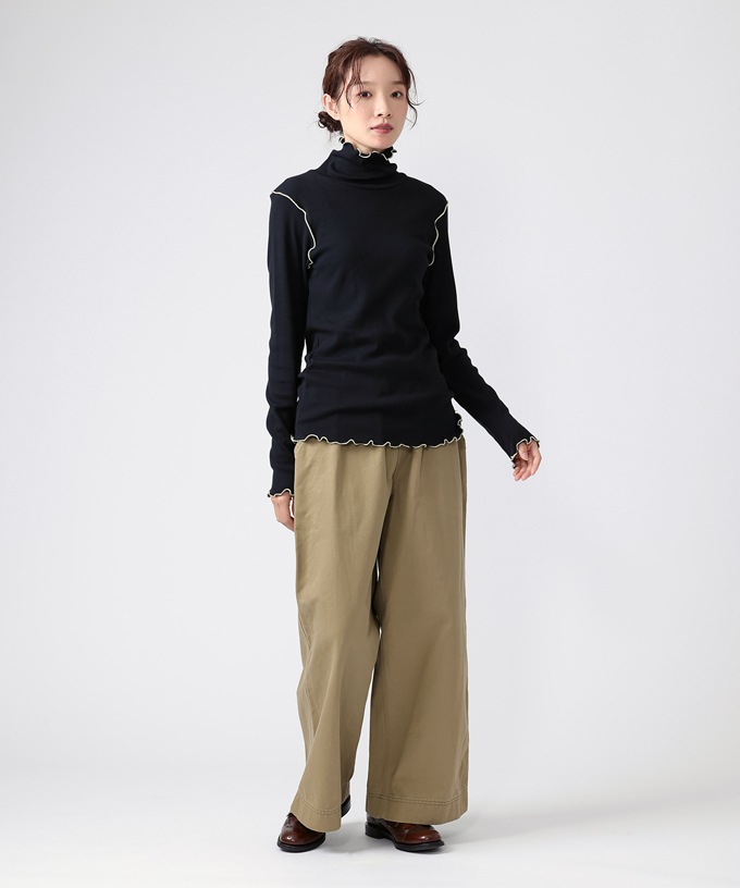 ベルパンツ・E　コットンチノ素材のワイドパンツ　