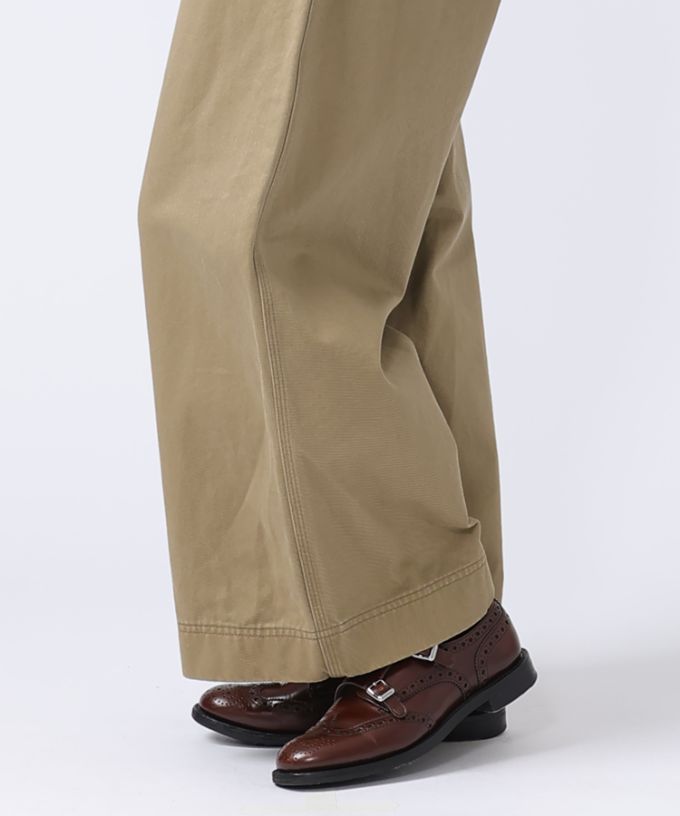 ベルパンツ・E　コットンチノ素材のワイドパンツ　