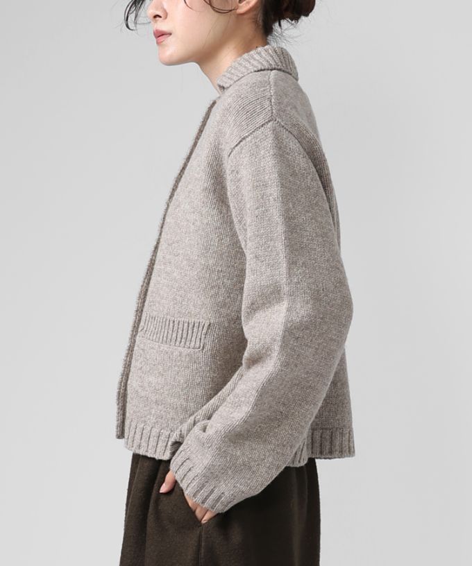 レモンドジャケット　ダブルボタンのニットジャケット