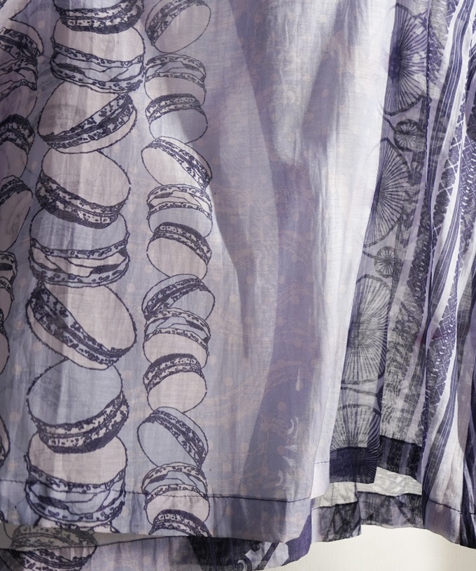 じゃぽにぜ　とっぷ［KusaKanmuri シルクコットントップス]