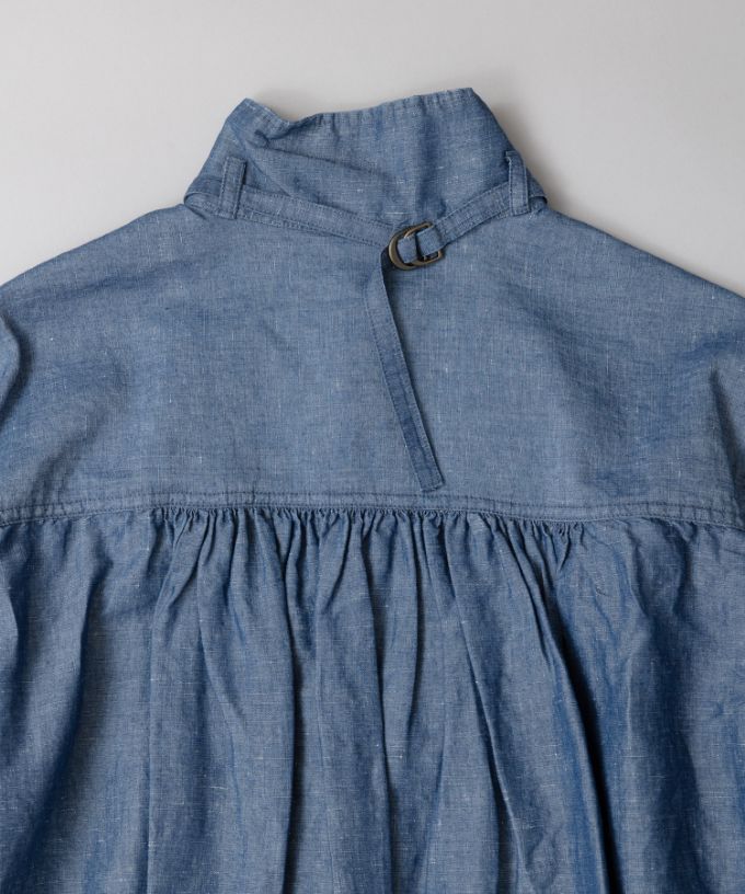 ブラッドB　［Haddow］綿麻シャンブレー素材のベルト付きシャツ