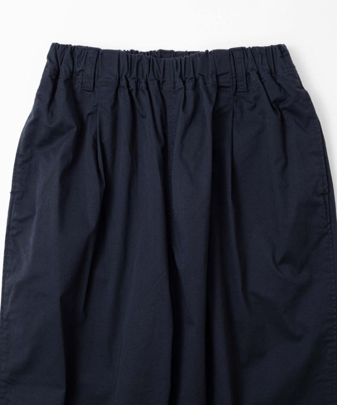 アノアパンツ・B　コットンストレッチの裾スリットパンツ　