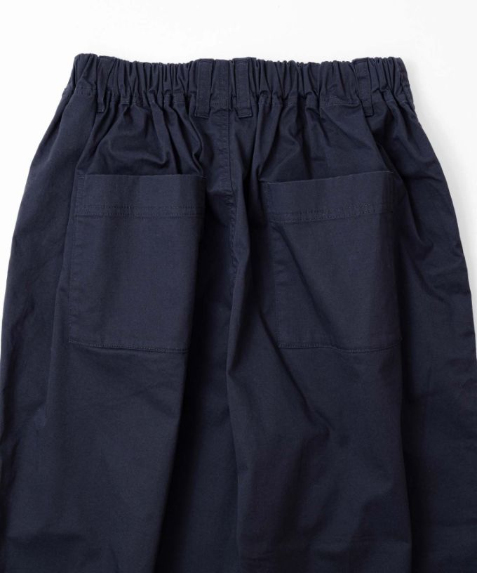 アノアパンツ・B　コットンストレッチの裾スリットパンツ　