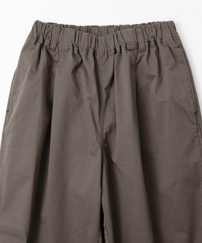 アノアパンツ・B　コットンストレッチの裾スリットパンツ　