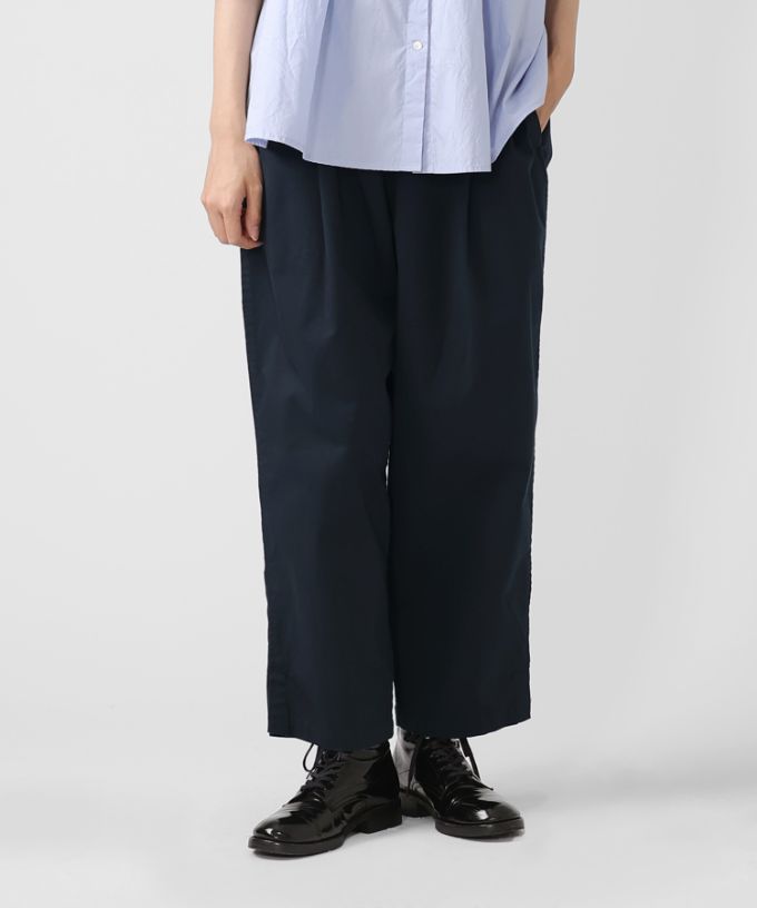 アノアパンツ・B　コットンストレッチの裾スリットパンツ　