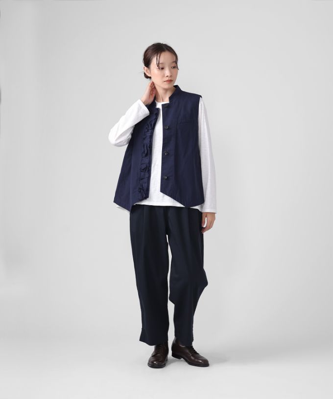 アノアパンツ・B　コットンストレッチの裾スリットパンツ　