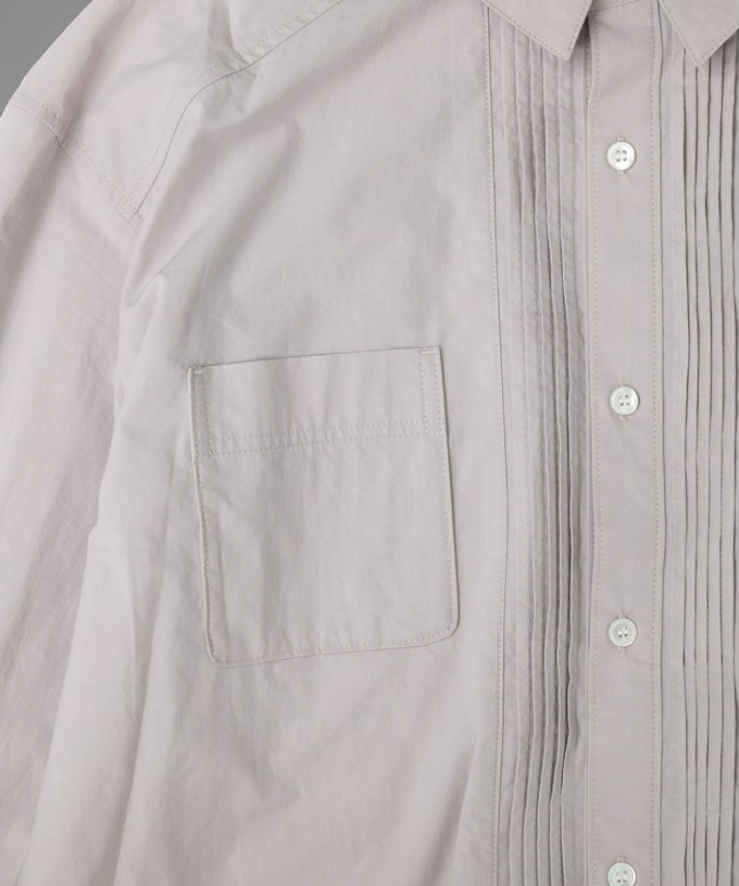 ピート・C [haddow] フロントタックのタイプライターコットンシャツ