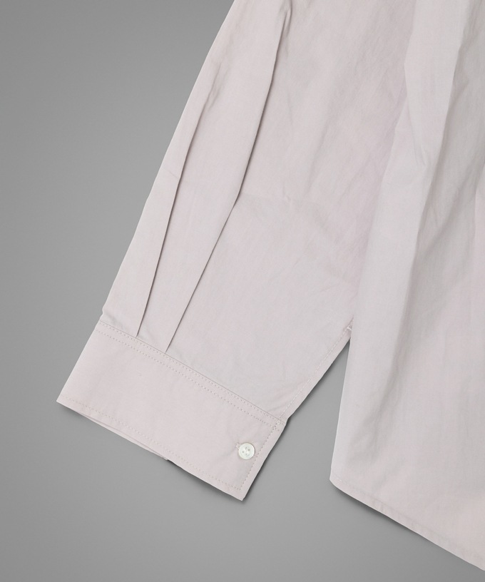 ピート・C [haddow] フロントタックのタイプライターコットンシャツ