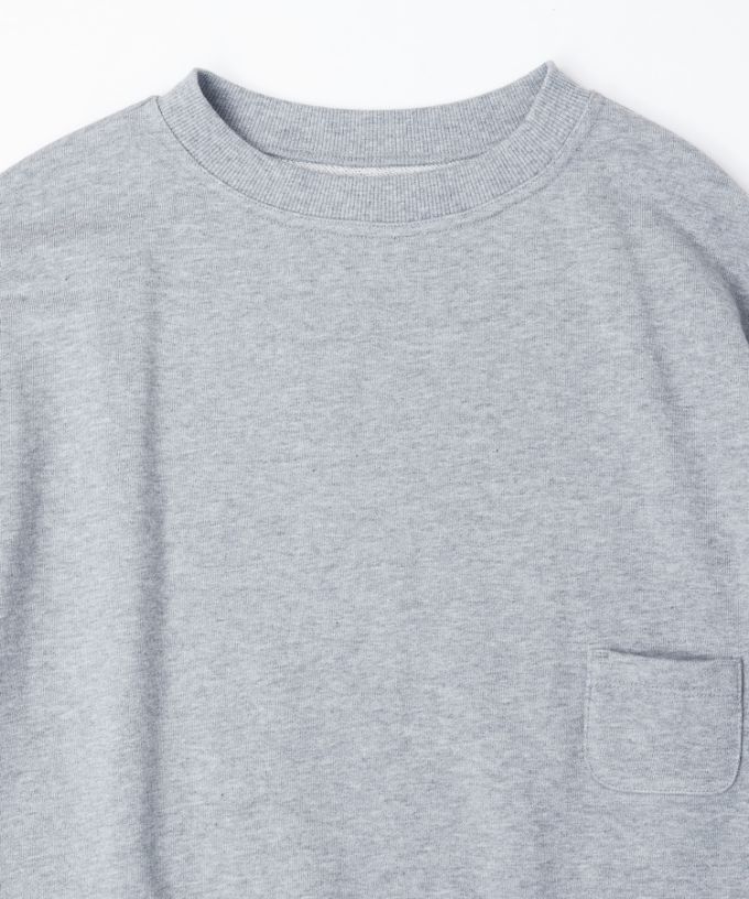 アンリトップ　オーバーサイズの裏毛カットソー　