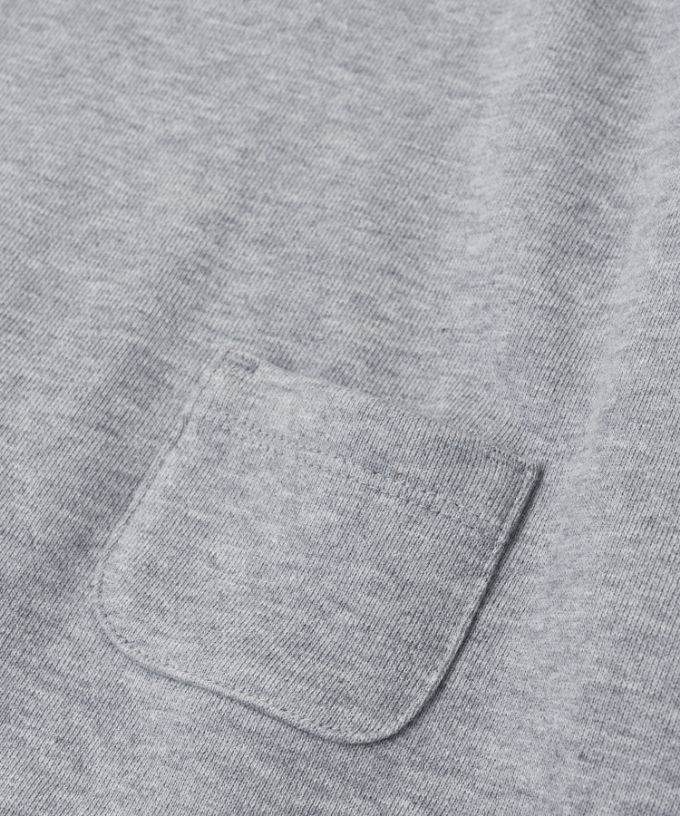 アンリトップ　オーバーサイズの裏毛カットソー　