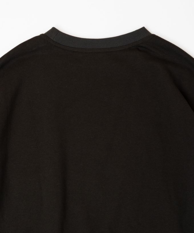 アンリトップ　オーバーサイズの裏毛カットソー　