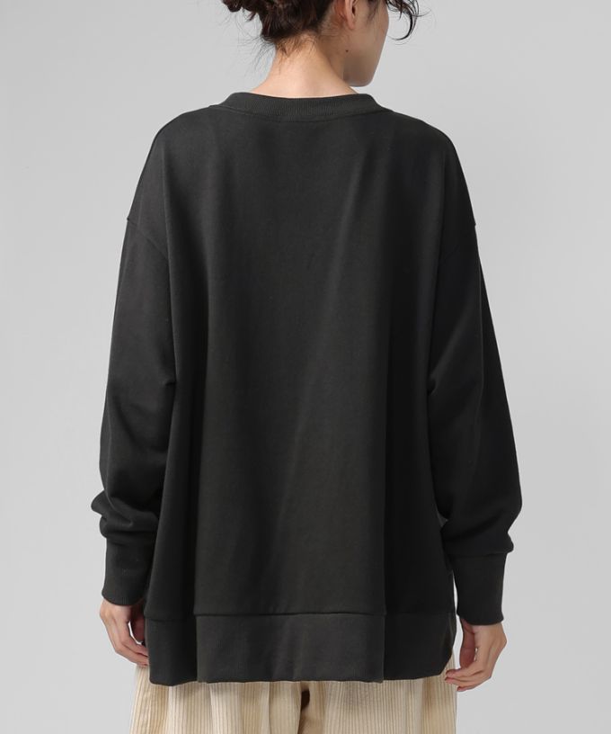 アンリトップ　オーバーサイズの裏毛カットソー　