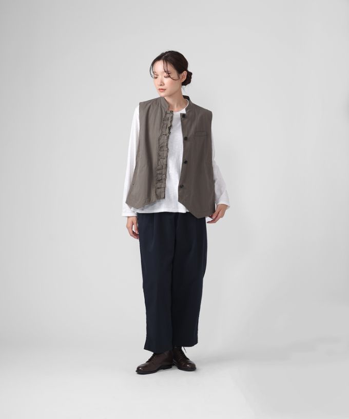 ランディベスト　フロントフリルのコットンべスト