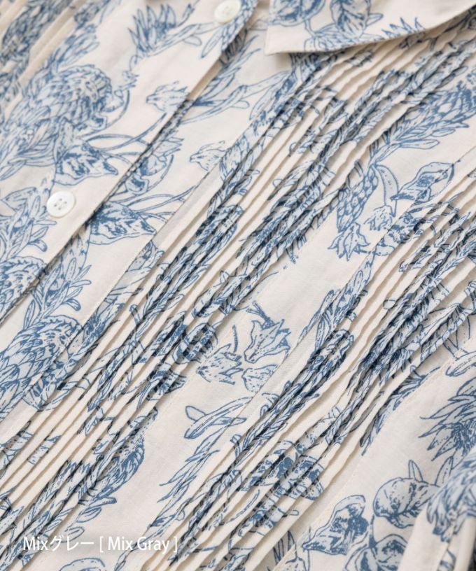 へインジャケット・グレージュ　フラワープリントのピンタックショートジャケット