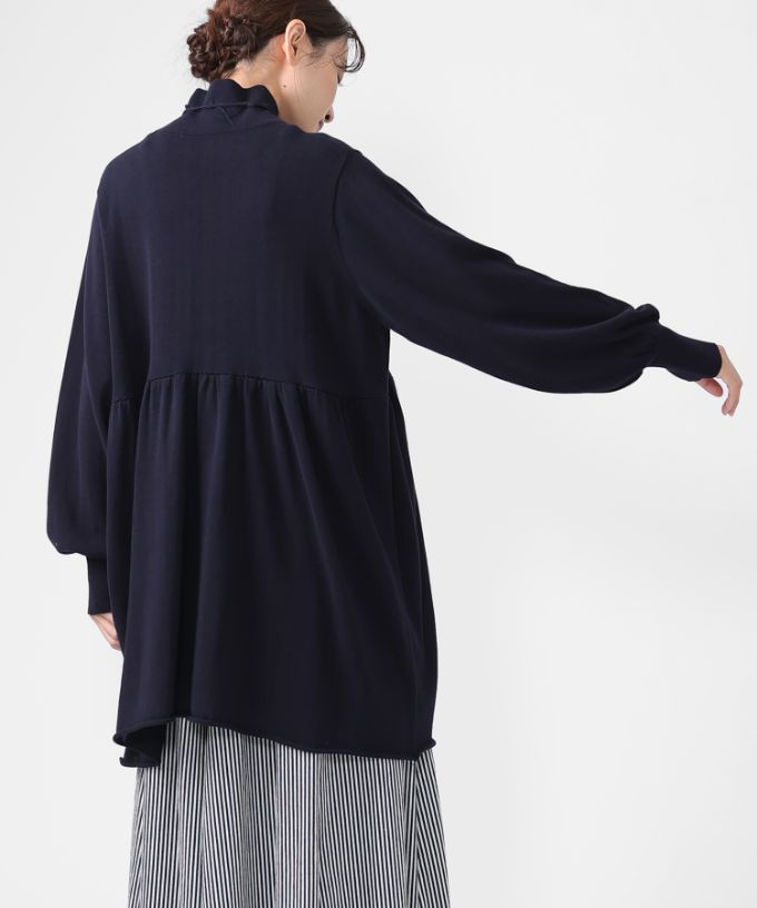 コロン　ラリエットつきの天竺ニットチュニックトップ